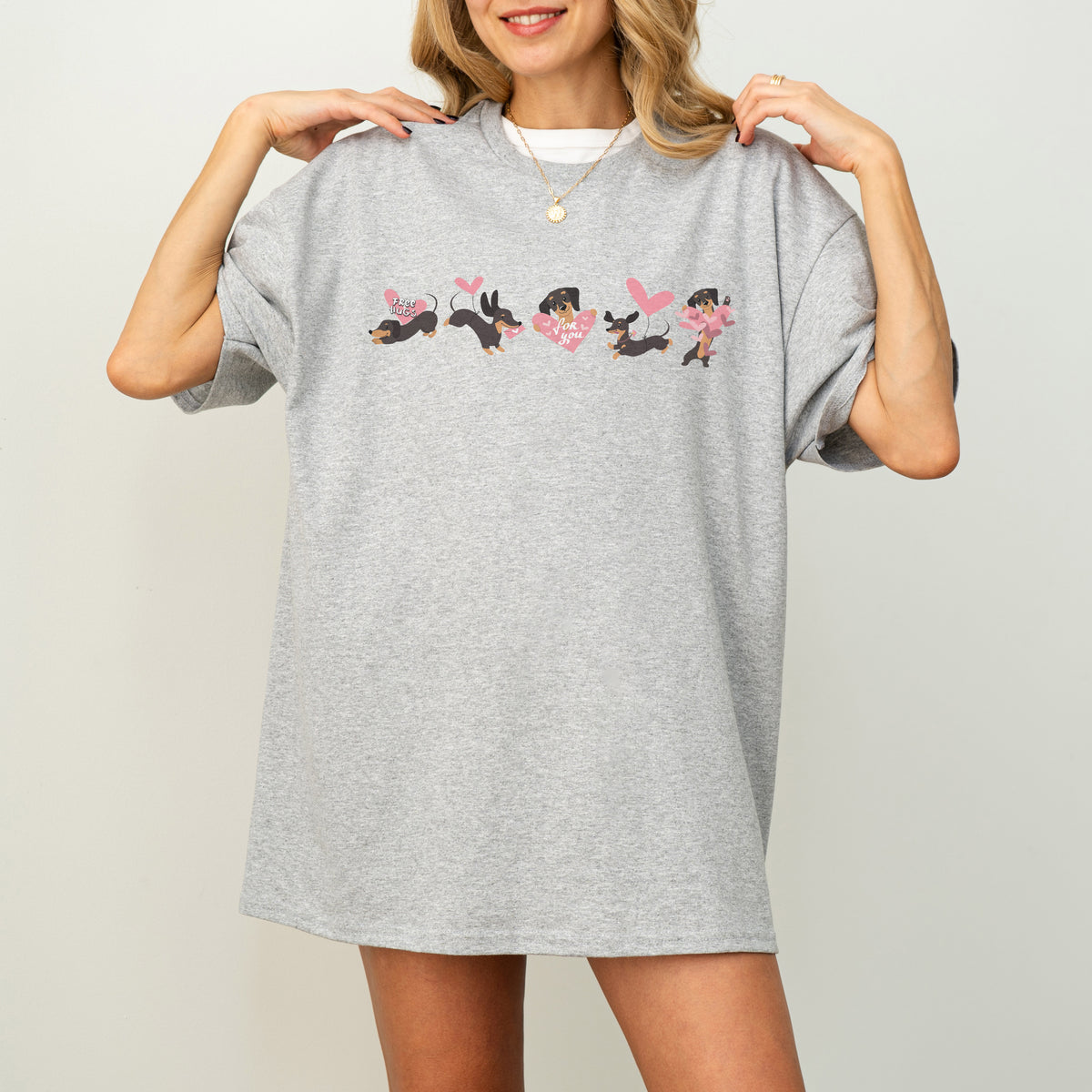 Valentine Dachshund Love T-Shirt