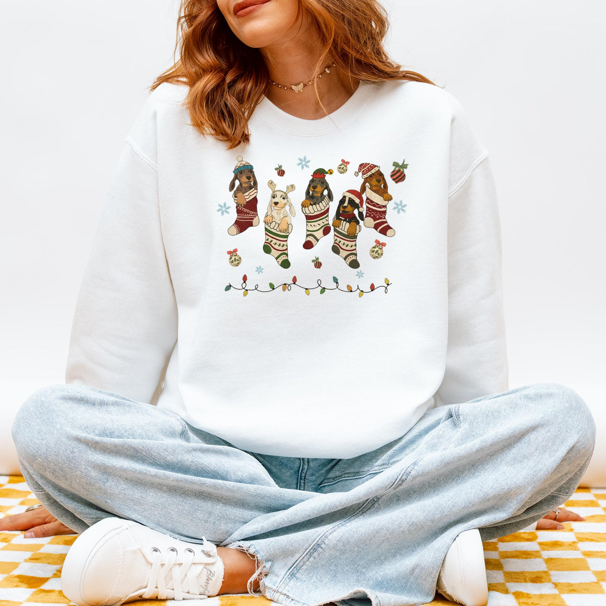 Dachshund Christmas Sweatshirt – Cute Doxie Mom Holiday Gift