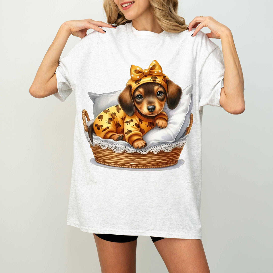 Cute Dachshund Puppy Dog Mom T-Shirt in Pajamas