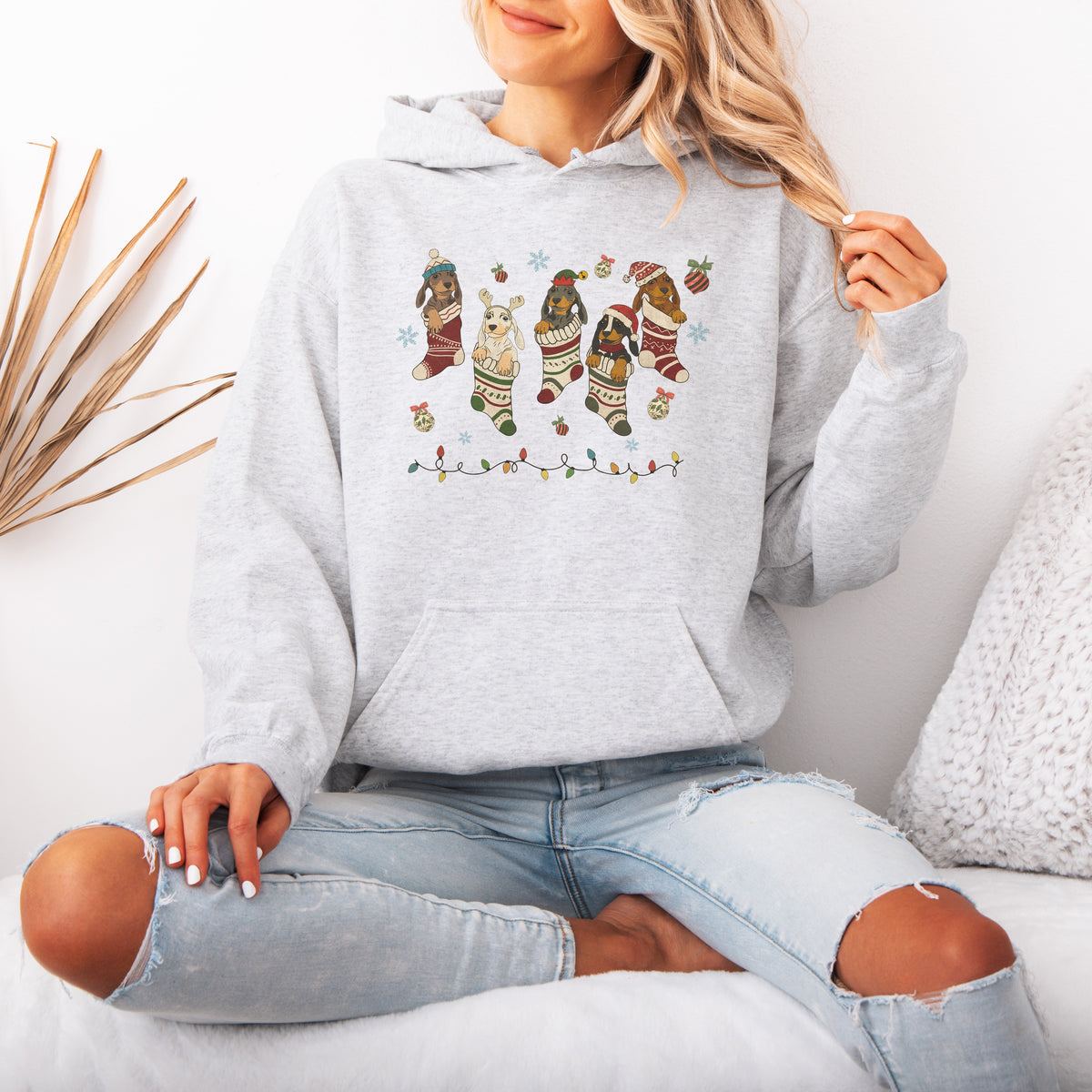 Dachshund Christmas Hoodie – Cute Doxie Mom Holiday Gift