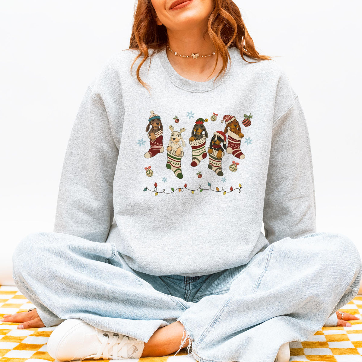 Dachshund Christmas Sweatshirt – Cute Doxie Mom Holiday Gift