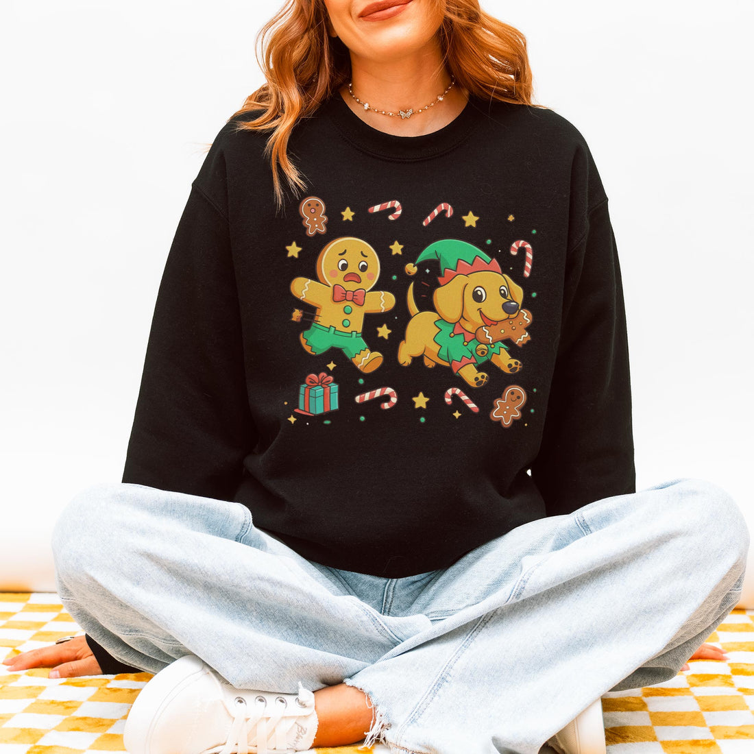 Elf Gingerbread Dachshund Christmas Sweatshirt – Funny Wiener Dog Holiday Pullover for Dog Lovers