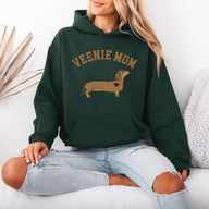 Veenie Mom Dachshund Mom Hoodie – Cute Wiener Dog Hooded Sweatshirt for Dog Moms, Pet Lover Gift