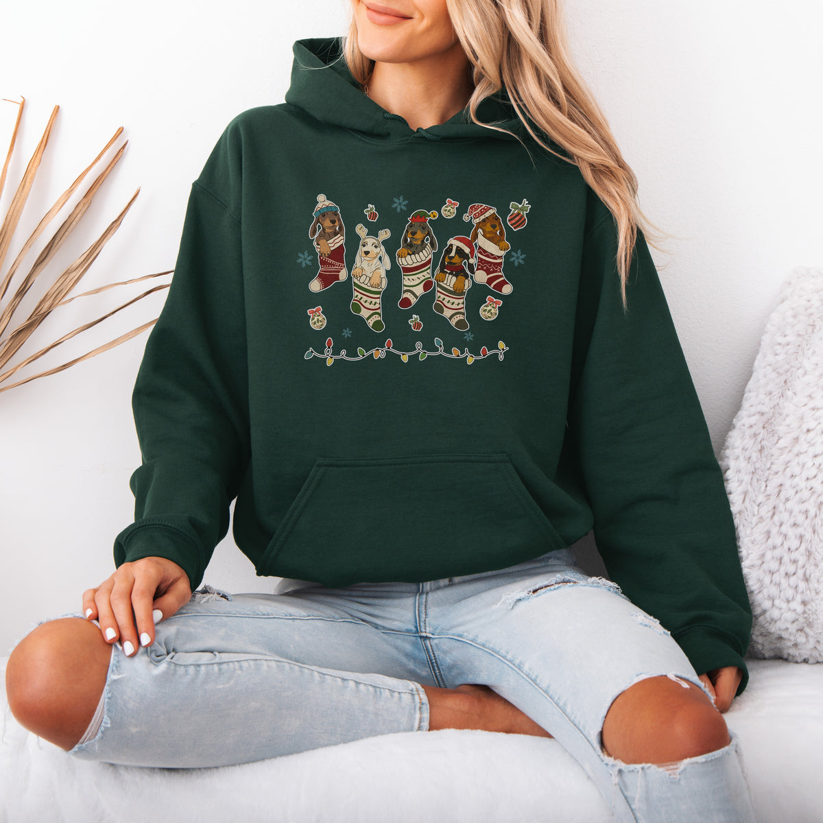 Dachshund Christmas Hoodie – Cute Doxie Mom Holiday Gift