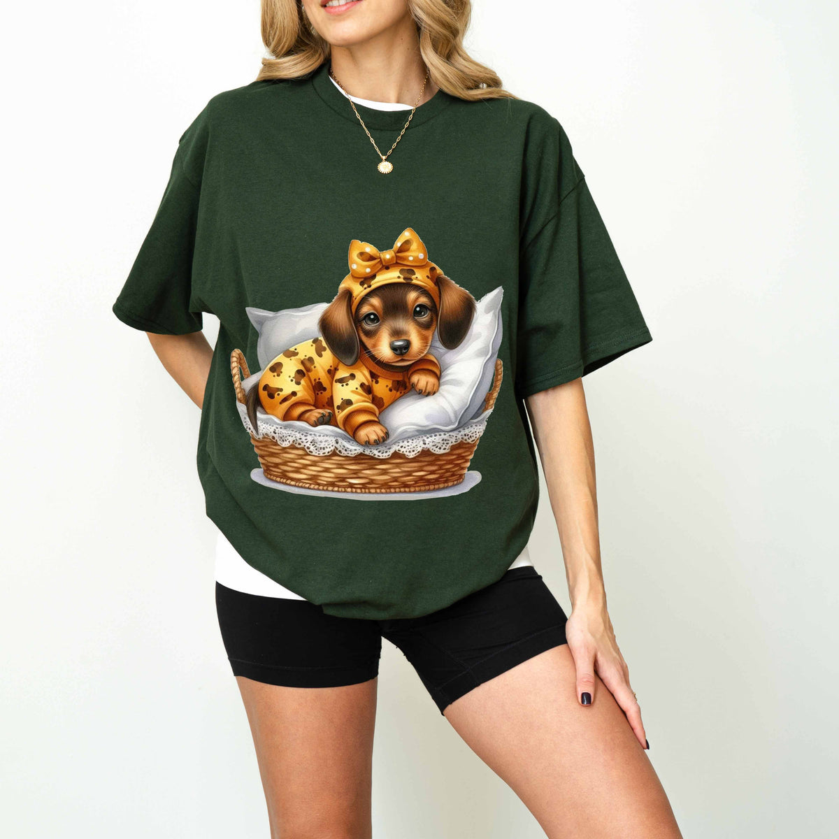 Cute Dachshund Puppy Dog Mom T-Shirt in Pajamas