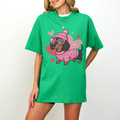 Cute Valentine Dachshund Dog Mom T-Shirt