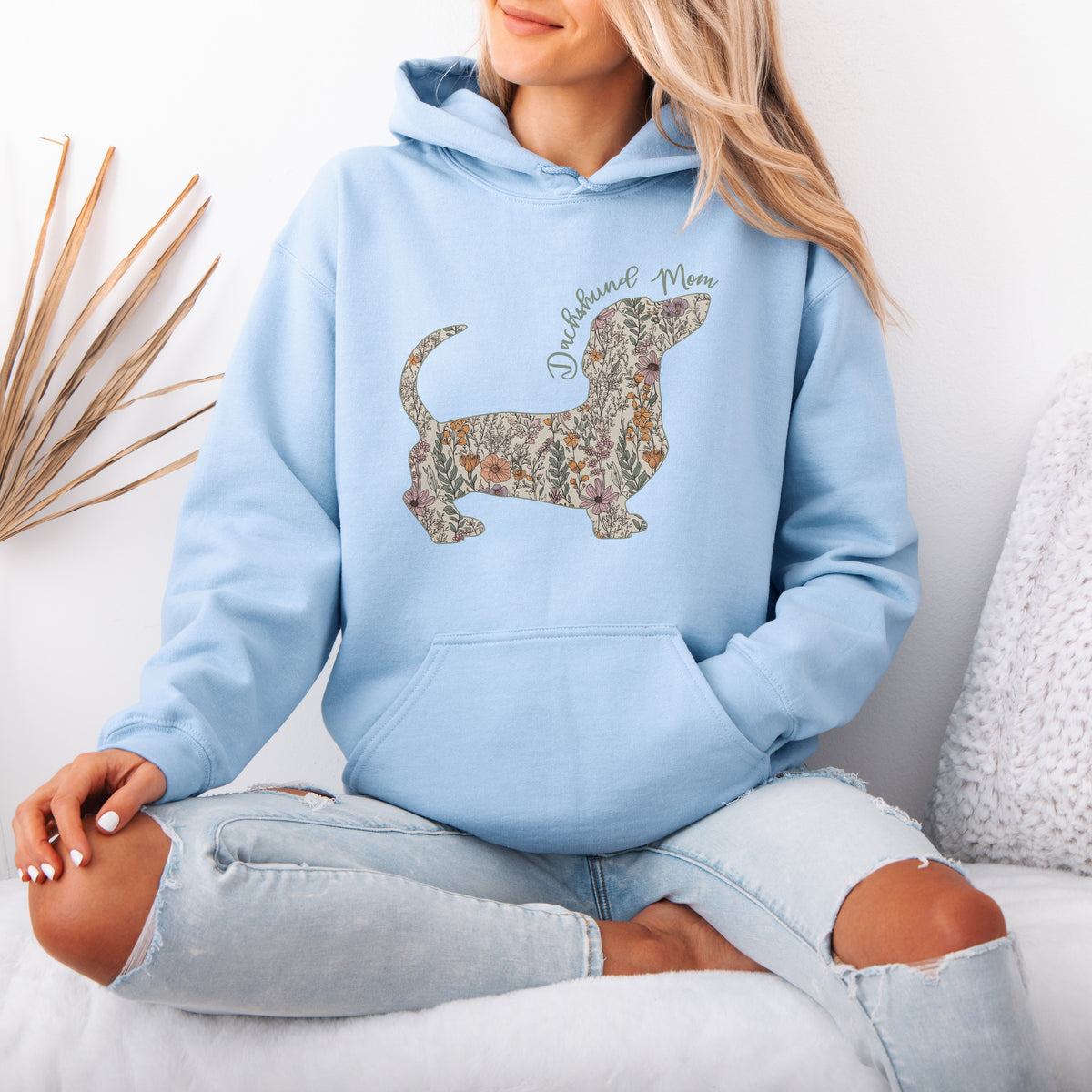 Personalized Dachshund Dog Mama Hoodie – Custom Floral Dog Mom