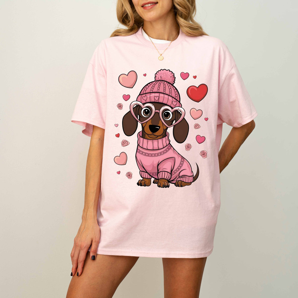 Pink Heart Glasses Dachshund Dog Mom T-Shirt