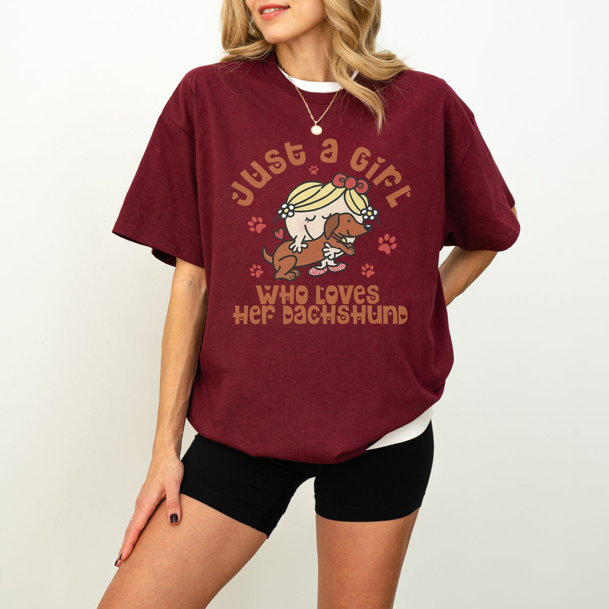 Just a Girl Who Loves Her Dachshund Mom Shirt