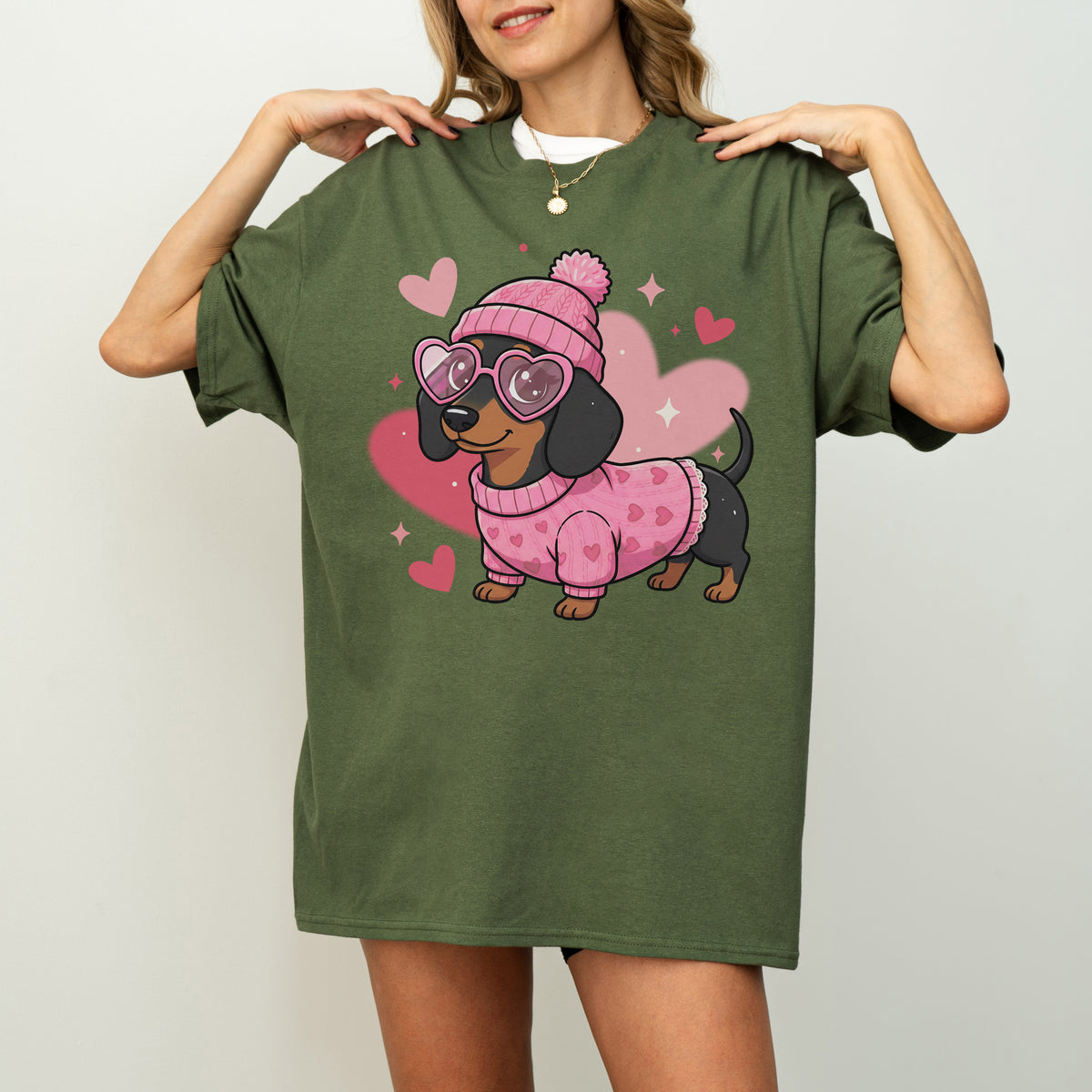 Cute Valentine Dachshund Dog Mom T-Shirt