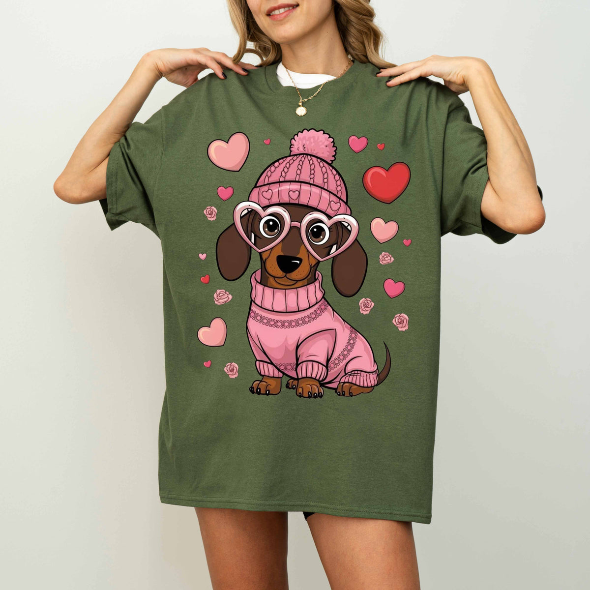 Pink Heart Glasses Dachshund Dog Mom T-Shirt