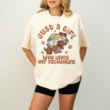 Just a Girl Who Loves Her Dachshund Mom Shirt – Cute Dachshund Tee for Dog Moms, Pet Lover Gift