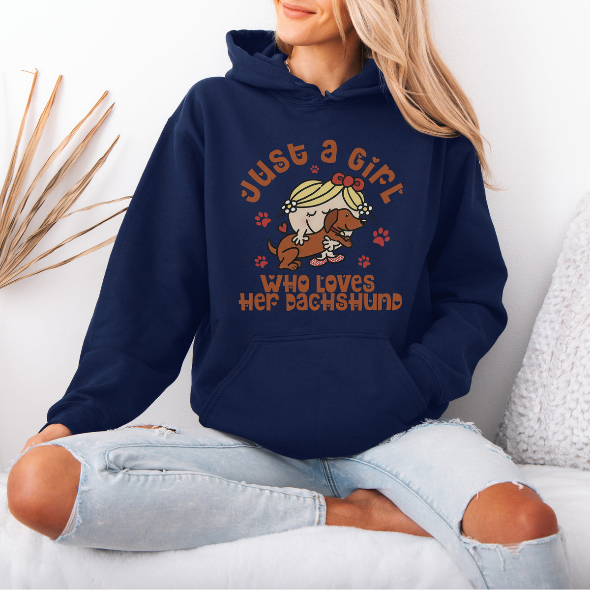 Just a Girl Who Loves Her Dachshund Mom Hoodie