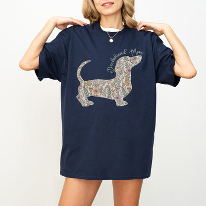Personalized Dachshund Dog Mama T-Shirt – Custom Floral Dog Mom