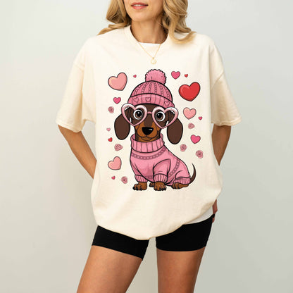 Pink Heart Glasses Dachshund Dog Mom T-Shirt