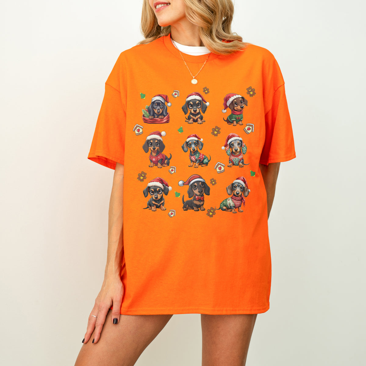 Dachshund Christmas T-Shirt for Dog Lovers and Wiener Dog Moms