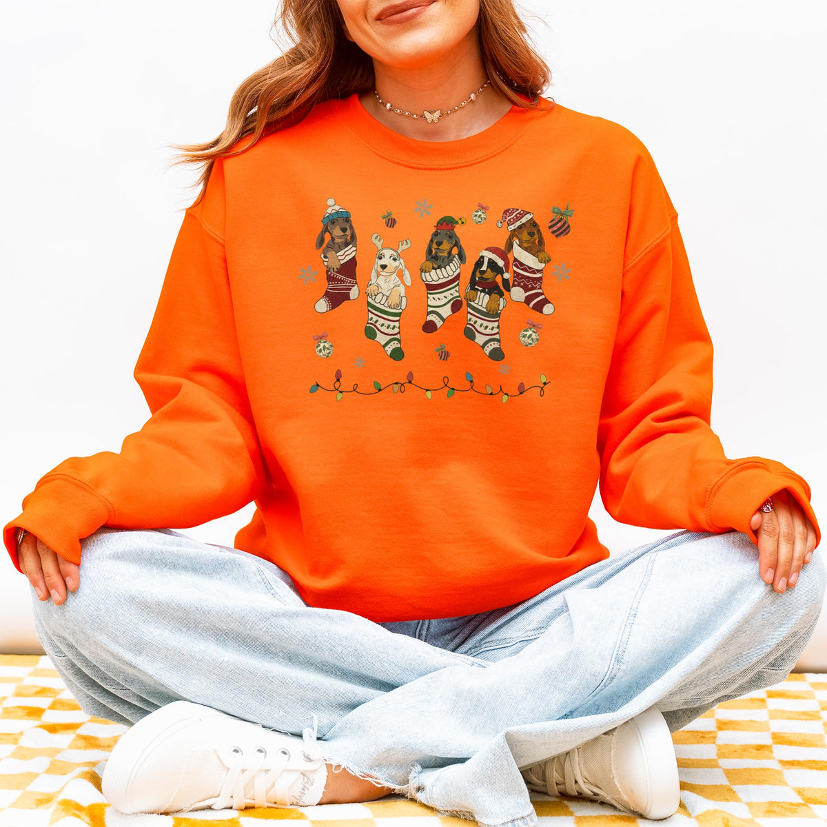 Dachshund Christmas Sweatshirt – Cute Doxie Mom Holiday Gift
