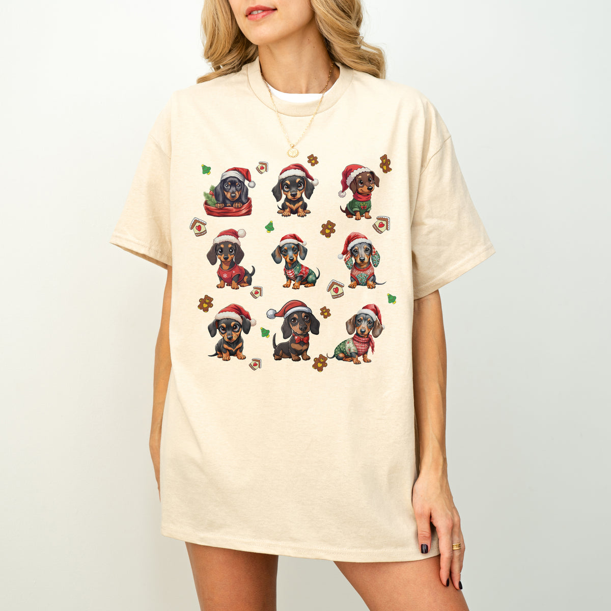 Dachshund Christmas T-Shirt for Dog Lovers and Wiener Dog Moms