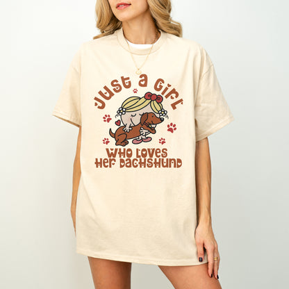 Just a Girl Who Loves Her Dachshund Mom Shirt