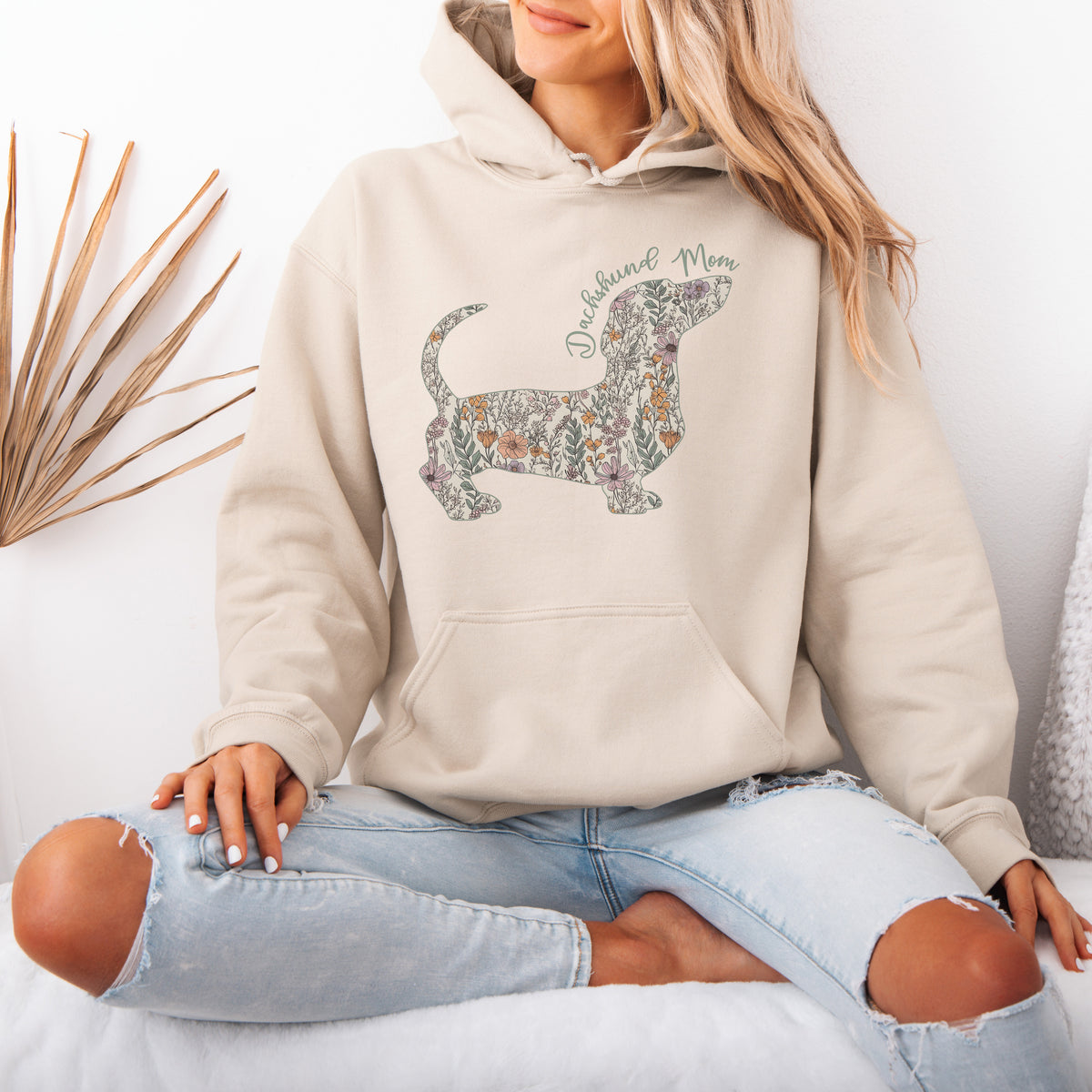 Personalized Dachshund Dog Mama Hoodie – Custom Floral Dog Mom