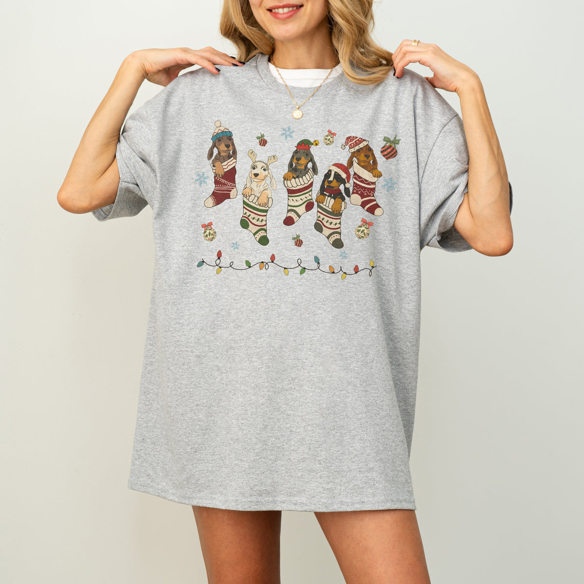 Dachshund Christmas Shirt – Cute Doxie Mom Holiday Gift