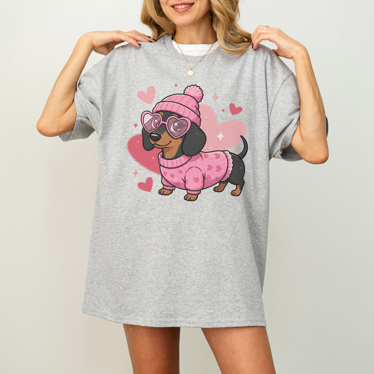 Cute Valentine Dachshund Dog Mom T-Shirt