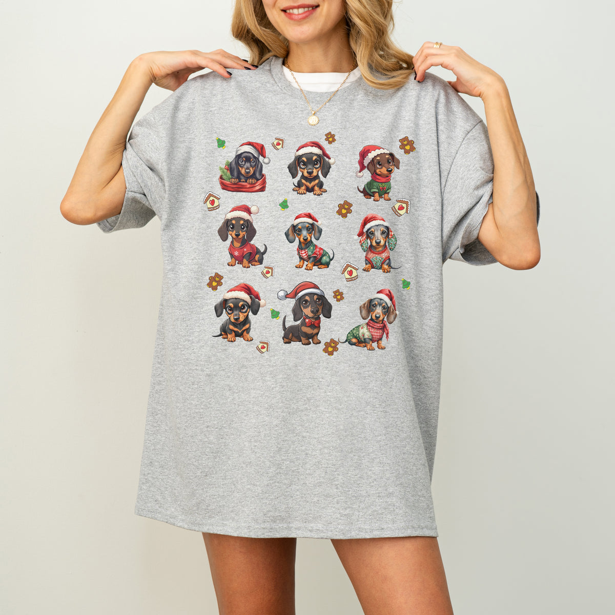 Dachshund Christmas T-Shirt for Dog Lovers and Wiener Dog Moms