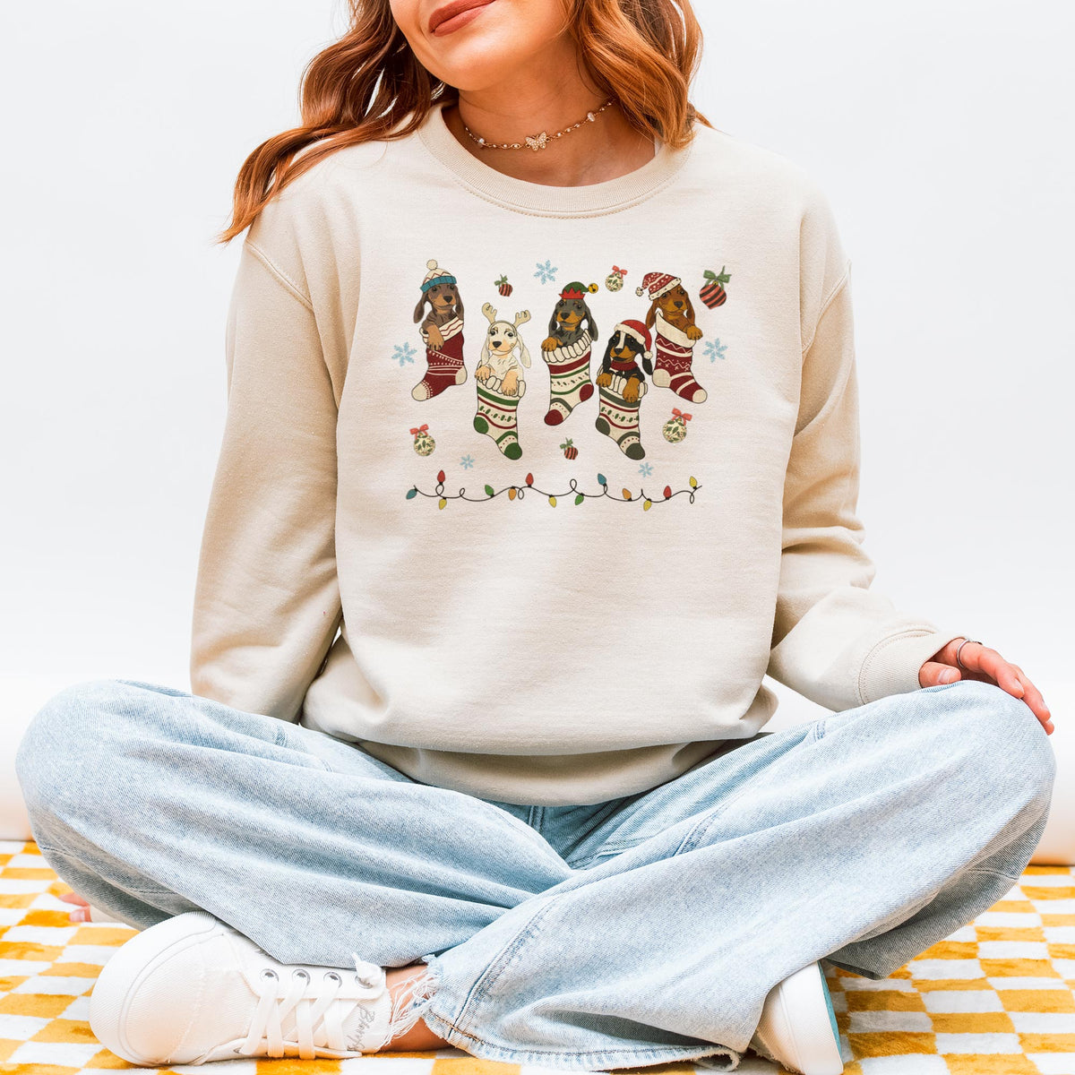Dachshund Christmas Sweatshirt – Cute Doxie Mom Holiday Gift