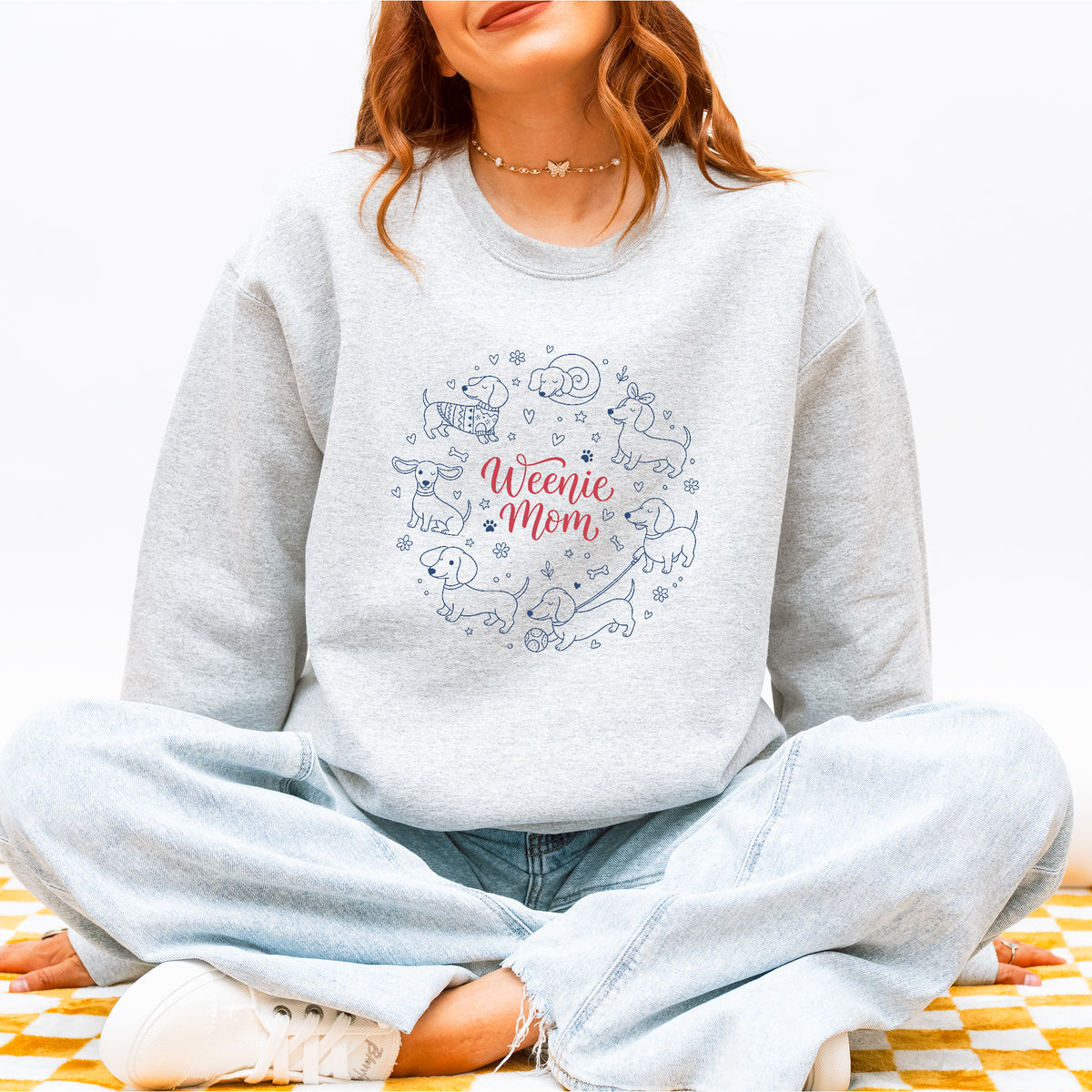 Weenie Mom Dachshund Sweatshirt – Funny Doxie Mom Gift