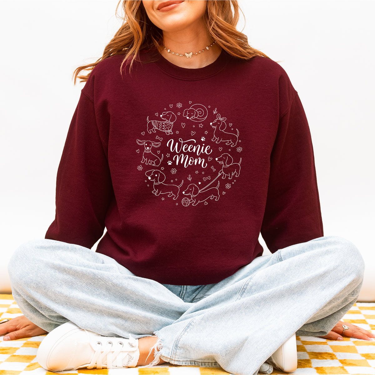 Weenie Mom Dachshund Sweatshirt – Funny Doxie Mom Gift