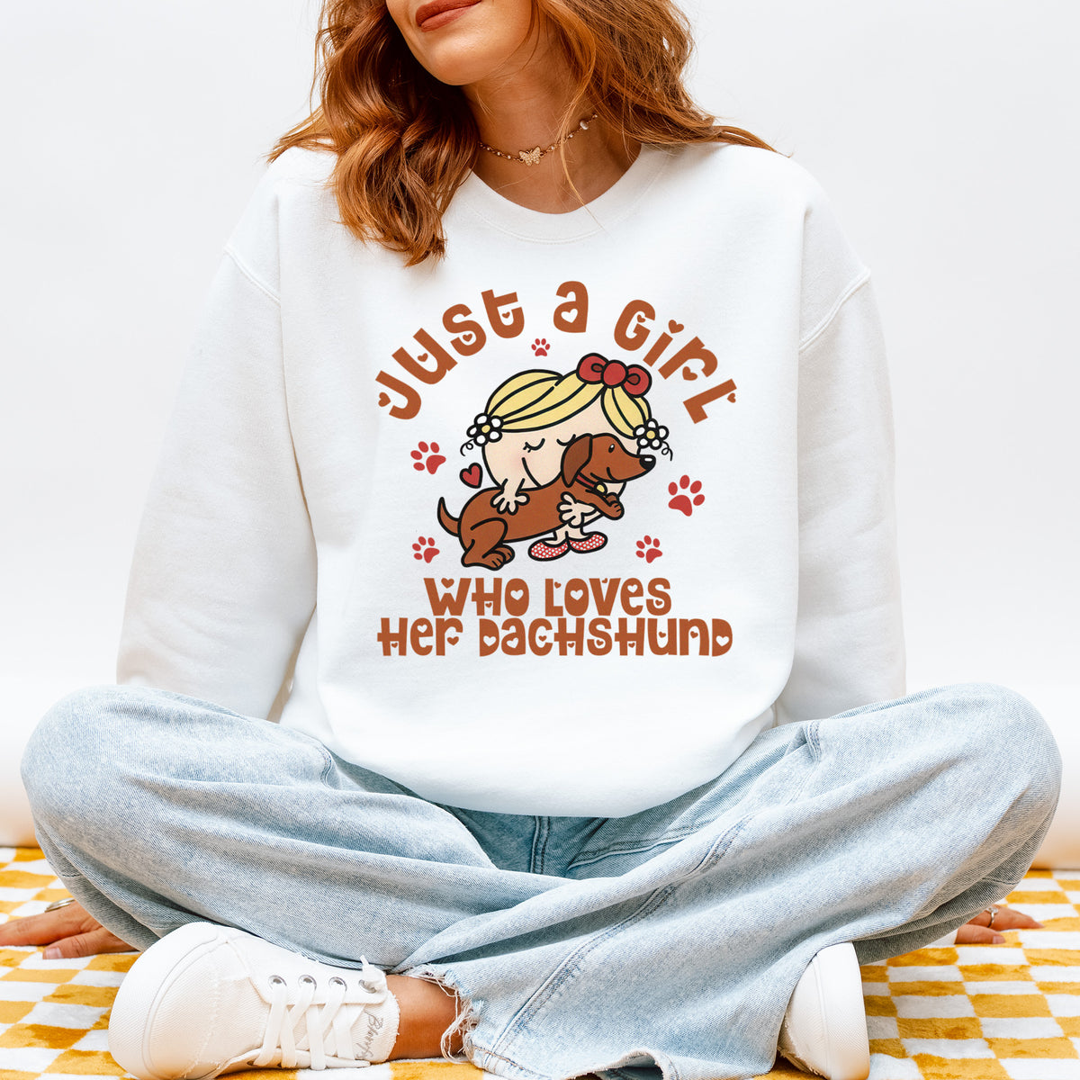 Just a Girl Who Loves Her Dachshund Mom Sweatshirt